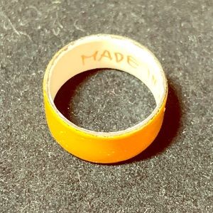 Vintage enamel ring